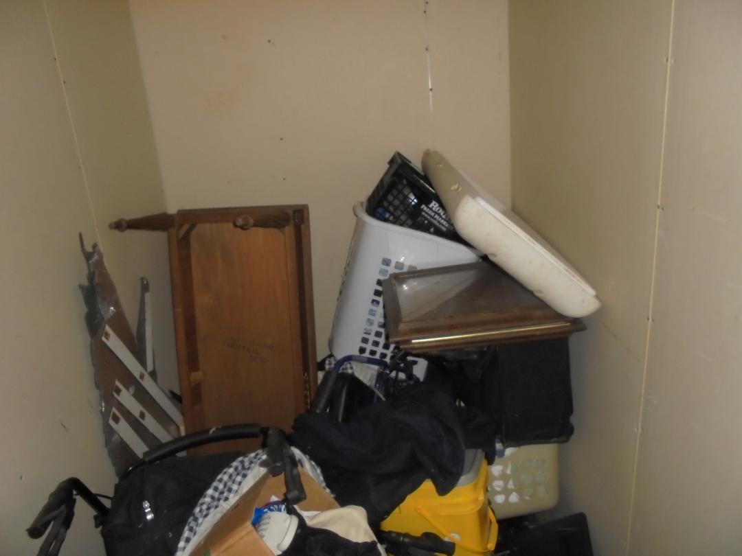Storage Unit Auction in Salem, OR at UStore Self Storage Salem ends on